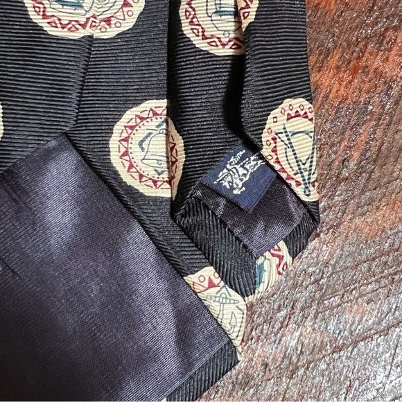 VTG Burberry Men’s Necktie - Picture 4 of 5